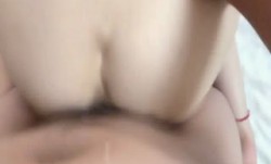 以前做过小姐从良后嫁人出轨美少妇骚的让人受不了叫声太刺激了被干的淫叫说好爽好大好硬好厉害对白淫荡