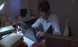 [中文字幕]HOMA-070 中年のおじさま好きな文系美女に学内監禁されて