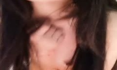颜值不错长发妹子扭动诱惑慢慢脱掉揉搓奶子掰开逼逼呻吟娇喘毛毛较多很是诱惑不要错过