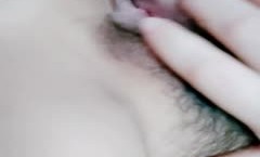 非常有韵味的小少妇一个人在家发骚，黑丝诱惑听狼友指挥，揉着奶抠逼浪叫伸着舌头要舔鸡巴，坐插道具洗澡诱惑
