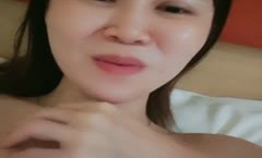小可爱平台(原卡哇伊)风骚美少妇双人激情啪啪大秀 完事洗澡 很是诱人