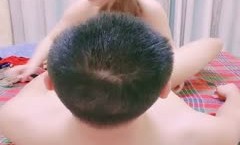 大奶小少妇不知道怎么了伤心哭了来一炮开心下，中年夫妇真会玩花样真多