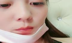 颜值不错萌妹子开裆连体丝袜自慰按摩器震动逼逼头部插入呻吟娇喘很是诱惑喜欢不要错过