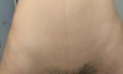 《反差骚女私拍㊙️泄密第二期》露脸清纯学生妹【允儿】自拍大量淫荡视频卖钱花~小区内、停车场脱光紫薇、啪啪各种骚操作(12)