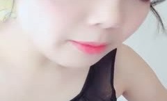 颜值不错骚气少妇情趣装黑色网袜自慰 振动棒快速抽插出水呻吟娇喘 很是诱惑喜欢不要错过