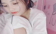 处女！清纯女神~宿舍大秀~【白蔚】超级清纯~蛋都撸炸了~✨✨✨--不遮不挡，不知道便宜了哪个男同学_20220515-233850-190
