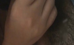 魔鬼身材黑丝长腿性感大学美女酒店拍摄性感写真时被摄影师故意撕破黑丝看见粉嫩紧致鲍鱼后没忍住干了她!