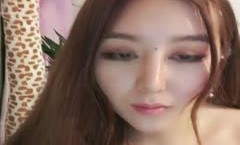 【东北妲己妹妹】高颜值粉嫩美乳妹子和炮友啪啪，吸奶头揉搓骑乘抽插呻吟娇喘非常诱人