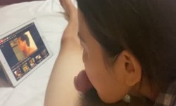 《解锁❤️网红私拍》Kimimon露脸私拍能口能干能调教花样百出无水原版-这个乡下女人真会舔，而且她的水也很多。