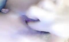 颜值不错甜美酒窝妹子【雯雯菇凉】椅子上大黑牛自慰，地上手指扣扣假屌骑乘，呻吟娇喘非常诱人