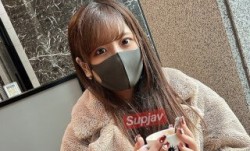 FC2PPV 3167392 【無修正】はっきり言って美人です！！！バイト代を大好きなアイドルにつぎこむいたいけな彼女！