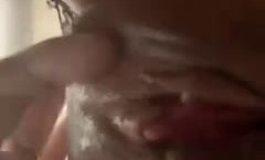 【04-23】18让人受不了的骚秘诀是把表妹伺候舒服了怎么玩都行对白清晰美脚潮喷