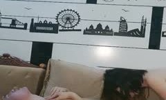 『闺蜜双飞』两男三女一小哥与短发妹子啪啪69互舔沙发上火力输出