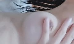 公司新来的女同事,撩了一下就主动给我发自拍跳舞视频,还问我她身材好还是另一个同事身材好