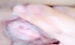 身材丰满的长发妹子 床上道具插逼自慰大秀 和狼友互动 观音坐莲 快速抽插 超级刺激爽